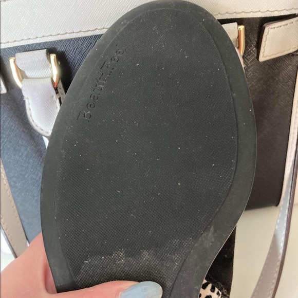 BeautiFeel Montana Ivory/Black 3D Velvet Boot - Picture 4 of 4